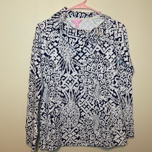 Lilly Pulitzer UPF 50+ Booker Popover Bright Navy Pineapple Party Size XS - Picture 2 of 7